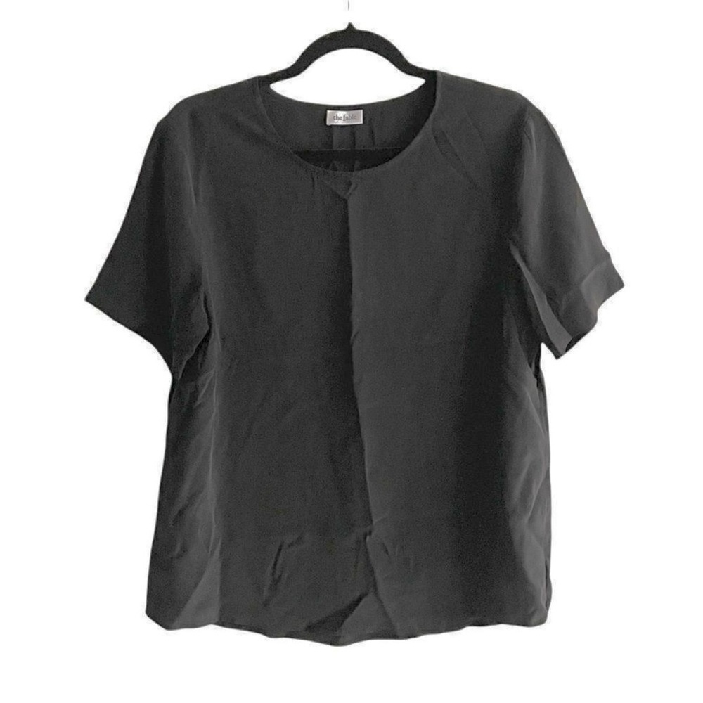 THE FABLE Black Silk Crew Neck Short Sleeve Blouse Small